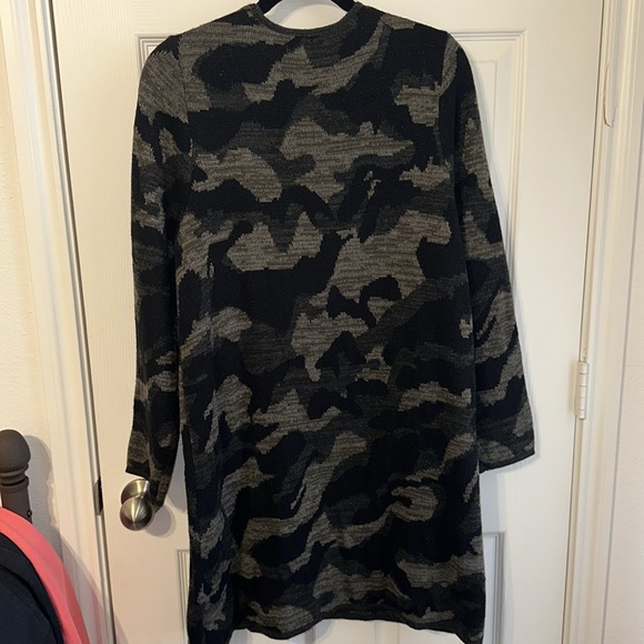 NWT ladies size Large cardigan - Picture 5 of 5